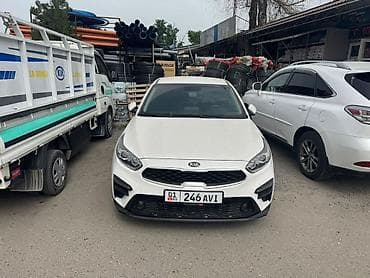 Kia K3: 2018 г., Автомат, Бензин, Седан — 2