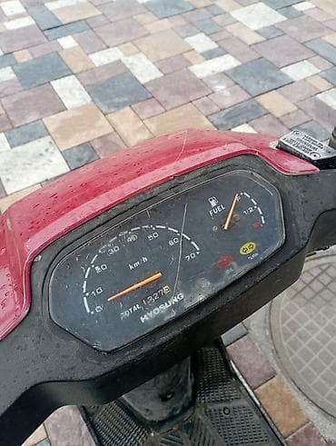 Скутеры: Тип скутера 50 куб. см, Бензин — 7