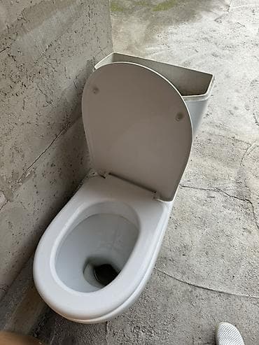 point b: Унитаз Напольный, Материал: Фаянс — 2