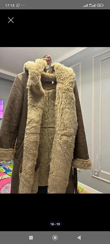 Личные вещи: Женская дубленка с капюшоном - Длина: ниже бедра/мини-пальто - Цвет — 2