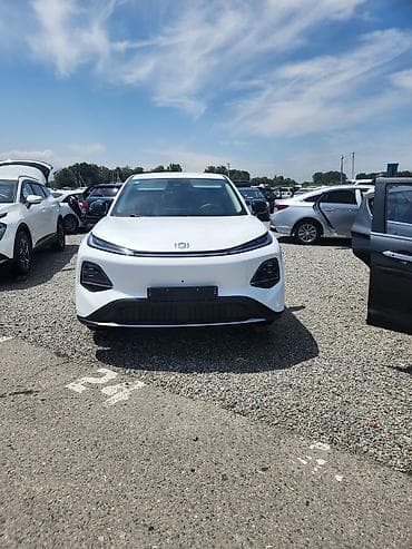 чанган электрический: Changan Qiyuan Q05: 2026 г., 2 л, Автомат, Электромобиль, Кроссовер — 1
