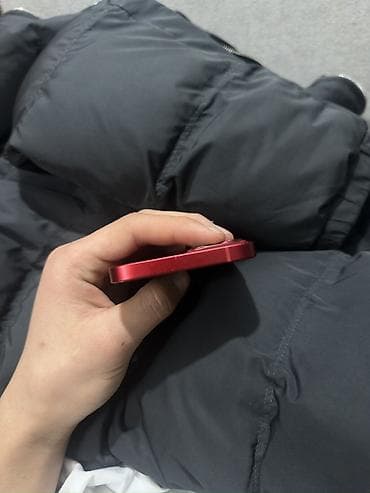 ipod touch: IPhone 13, Красный — 6
