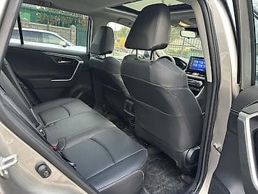 raf: Toyota RAV4: 2022 г., Кроссовер — 7