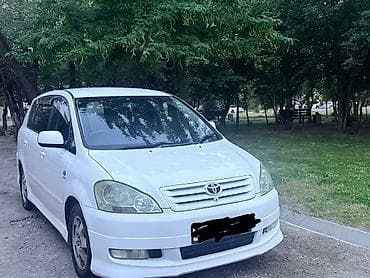 4: Toyota Ipsum: 2002 г., 2.4 л, Автомат, Бензин, Минивэн — 2