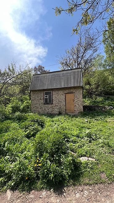 модульный дом бу: Небольшой дачный домик из кирпича с мансардным этажом в зелёном тихом — 2