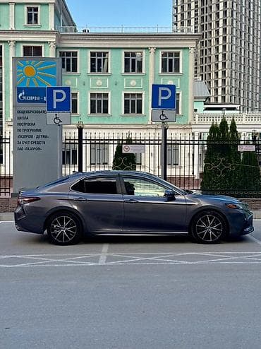 колесо скутера бу: Toyota Camry: 2022 г., 2.5 л, Автомат, Бензин, Седан — 2