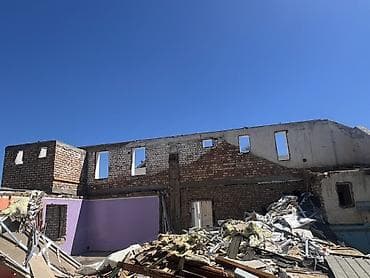 стойки кирпич: Продается красный кирпич по 2 сома. Примерно 15т штук. Срочно — 1