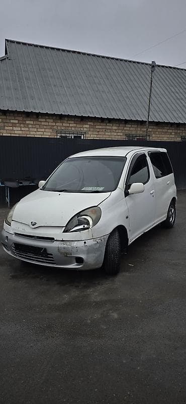 авто телешка: Toyota Funcargo: 2001 г., 1.3 л, Автомат, Бензин, Минивэн — 5