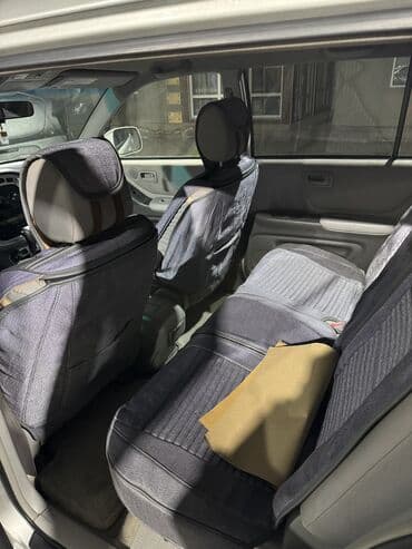 капот на аккорд: Toyota Highlander: 2004 г., 3.3 л, Автомат, Бензиновая, Кроссовер — 17