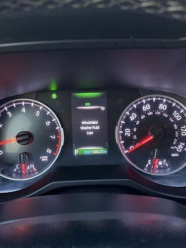 аудио системы: Toyota RAV4: 2019 г., 2.5 л, Автомат, Бензин, Кроссовер — 9