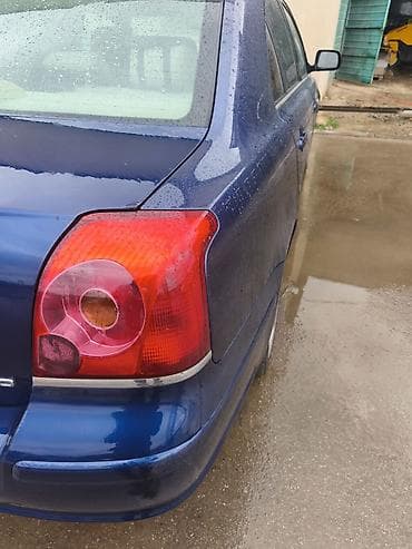 27565 р18: Toyota Avensis: 2003 г., 2 л, Механика, Бензин, Седан — 8