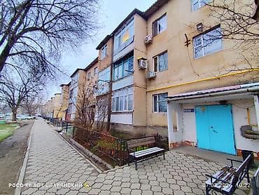 молодой гвардии: 3 комнаты, 68 м², Индивидуалка, 3 этаж, Косметический ремонт — 1