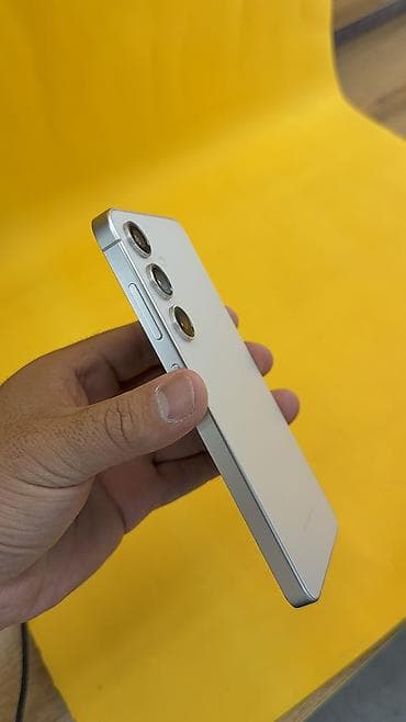 realme 6s: Samsung Galaxy S24, Б/у, 512 ГБ, 1 SIM, eSIM — 9