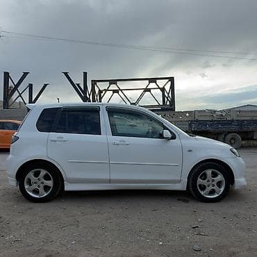 Mazda Demio: 2003 г., Автомат, Бензин, Хэтчбэк — 4
