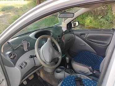 руль ланд крузер: Toyota Yaris: 2000 г., 1 л, Механика, Бензин, Хэтчбэк — 5