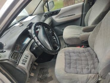 обмен машинами с доплатой: Mitsubishi Space Wagon: 2002 г., 2 л, Механика, Бензин, Минивэн — 11