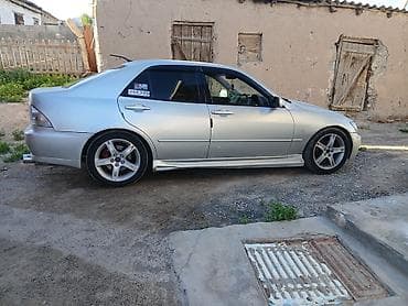 танк х: Toyota Altezza: 2001 г., 2 л, Автомат, Бензин, Седан — 2