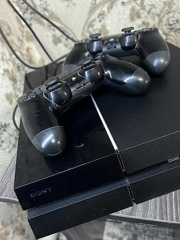 intel core i3 10100: Sony PlayStation 4 (оригинальная «fat» версия) с двумя беспроводными — 3