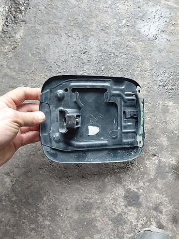 спойлер кепка фит: Лючок бензобака Toyota — 2