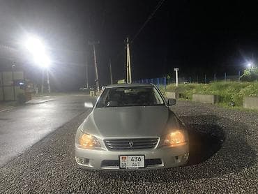 Toyota Altezza: 2002 г., 2 л, Бензин, Универсал