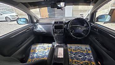 матих: Toyota Ipsum: 2002 г., 2.4 л, Автомат, Бензин, Минивэн — 6