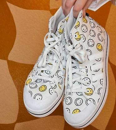 Мужские кроссовки, 38, Adidas, Б/у, цвет - Белый