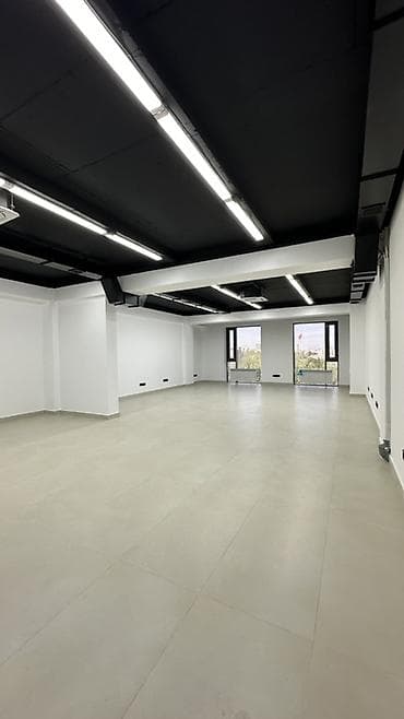 сниму дом в оше: Аренда офисов, 90 м², В бизнес центре, 1 линия — 2