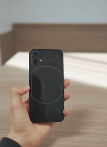 продаю ноудбук: Nothing, Phone 1, Б/у, 256 ГБ, цвет - Черный, 2 SIM, eSIM — 1