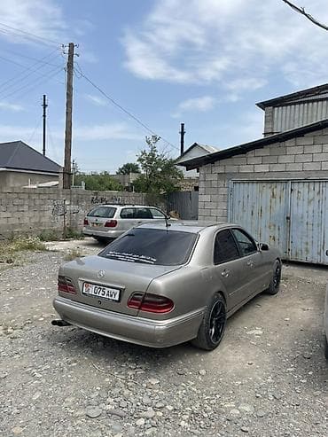 v class: Mercedes-Benz E-Class: 2000 г., 2.2 л, Автомат, Дизель, Седан — 2