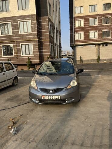 цены на машины бишкек: Honda Fit: 2009 г., 1.5 л, Автомат, Бензин, Седан — 3