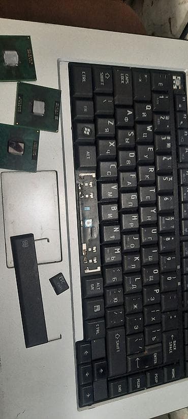 тошиба: Toshiba L300 15v. hdd160,озу 3,селерон,для апгрейда есть т8100.3 — 2