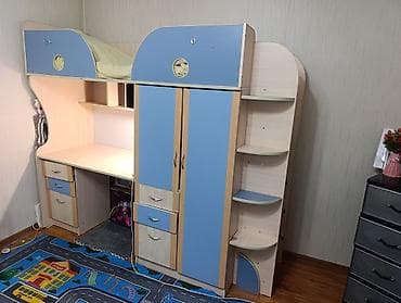 письменный: Двухъярусная детская кровать, Б/у, ЛДСП, цвет - Голубой — 4