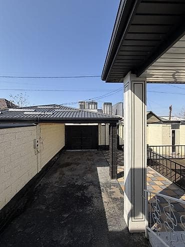 red centr: 🏡 Продаётся дом в Бишкеке (Рабочий Городок) 📍 Удобный район 🛏 4 — 2