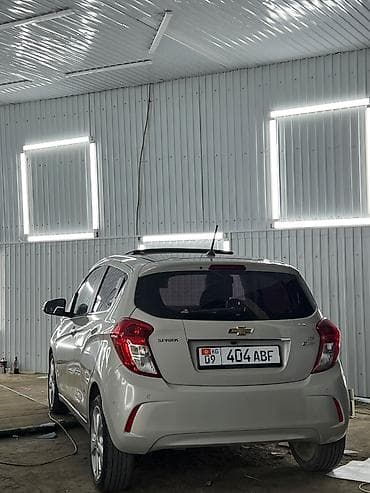 Chevrolet Spark: 2017 г., 1 л, Вариатор, Бензин, Кроссовер — 7