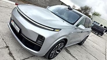 полики l9: Lixiang L9: 2023 г., 1.5 л, Гибрид, Кроссовер — 8