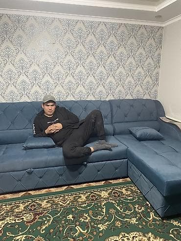 кухинный бу: Угловой диван, C подушками — 1