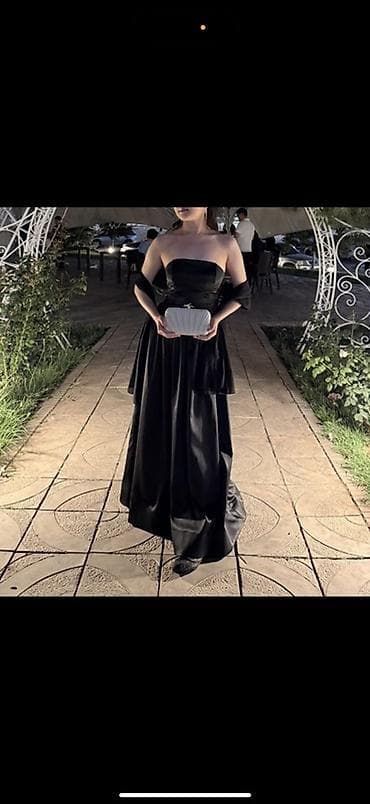 Жеке буюмдар: Вечернее платье. Идеально на выпускной вечер. Размер: подойдет на XS - — 1