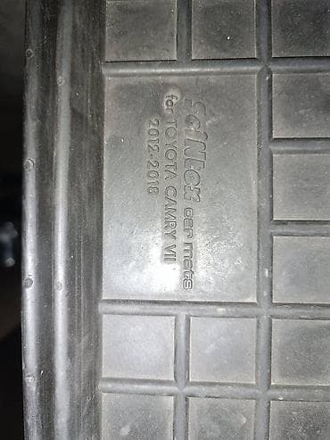 коврики спринтер: Родные Резиновые Полики Для салона Toyota, цвет - Черный, Б/у, Самовывоз — 3