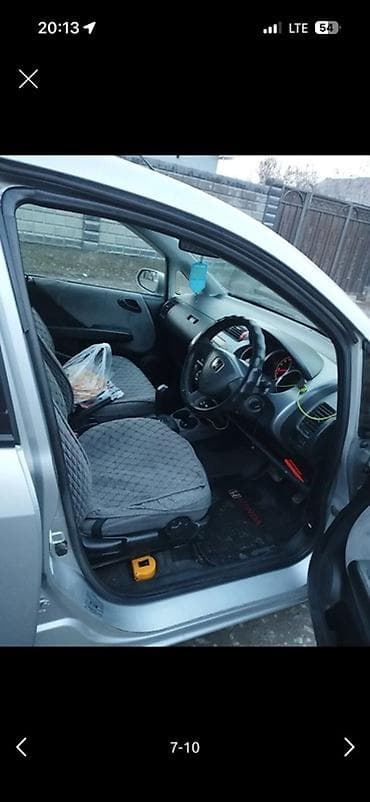 Honda Fit: 2004 г., 1.5 л, Автомат, Хэтчбэк — 6