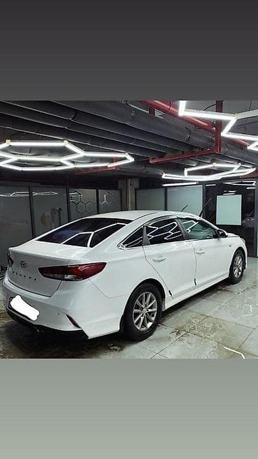 Hyundai Sonata: 2018 г., 2 л, Автомат, Газ, Седан