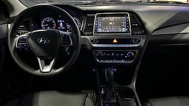 hero 4: Hyundai Sonata: 2021 г., 2 л, Автомат, Газ, Седан — 8