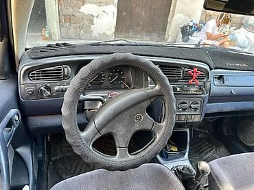 lancer 9: Volkswagen Vento: 1992 г., 1.8 л, Механика, Бензин, Седан — 10