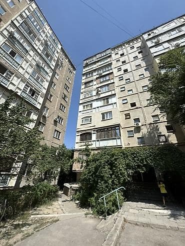Продажа квартир: 2 комнаты, 58 м², 12 мкр 106 серия, 9 этаж, Косметический ремонт — 1