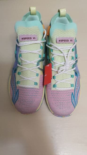 срочно в связи с переездом: Кроссовки Li-Ning (баскетбольные новые) 2 пары, цена 4000 за пару - — 7
