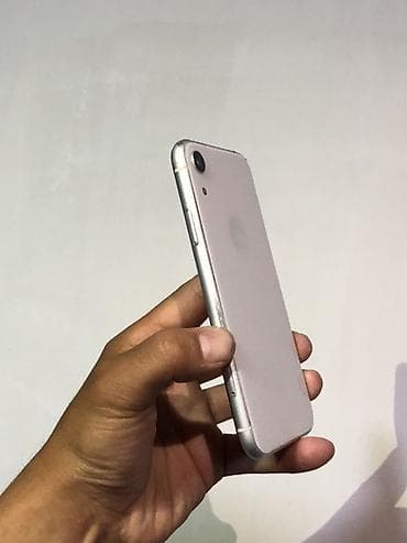 пл: IPhone Xr, Б/у, 128 ГБ, Белый, Чехол, 100 % — 3
