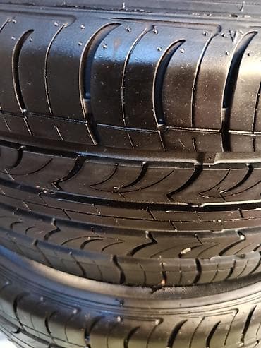 Шины 215 / 50 / R 17, Лето, Б/у, Комплект, Легковые, GoodYear — 2