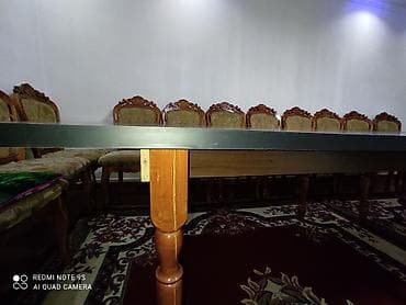 Стулья, табуретки: Продаю стол гостевой делятся на два. размеры указаны. Можно — 9