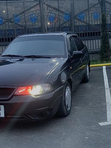 некса: Daewoo Nexia: 2008 г., Ручные, Седан — 10