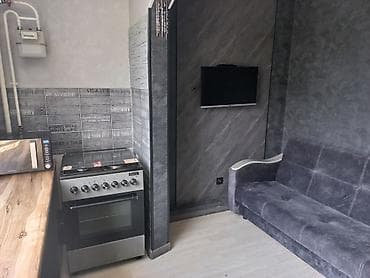 депозиты: Сдам на 2-3 месяца район улан 1 напротив ботаники.3 этаж.закрытая — 7