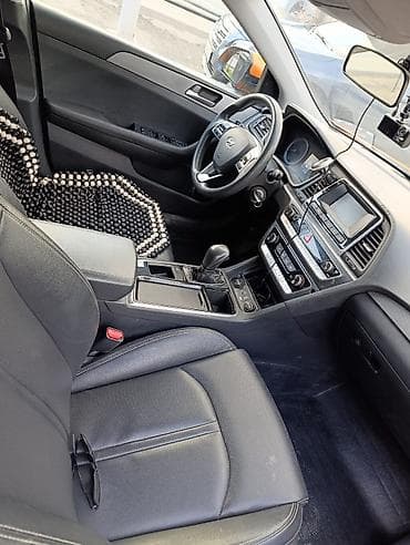 Hyundai Sonata: 2018 г., 2 л, Автомат, Газ, Седан — 9